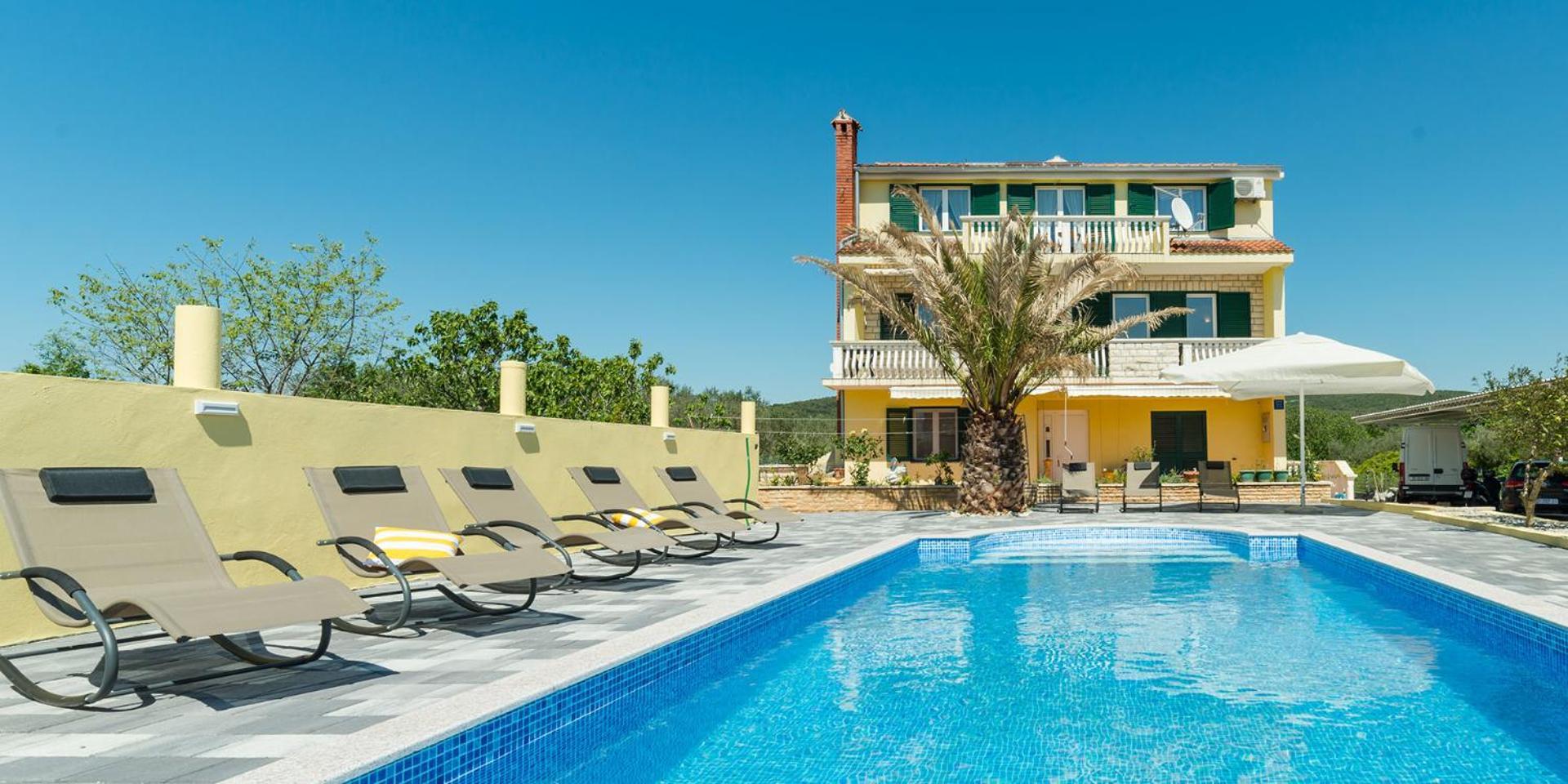 Crowonder Sun&Fun Holiday House With Large Swimming Pool, Playroom And Garden Bibinje Ngoại thất bức ảnh