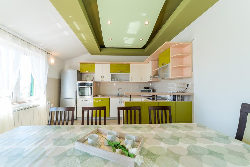 Crowonder Sun&Fun Holiday House With Large Swimming Pool, Playroom And Garden Bibinje Ngoại thất bức ảnh