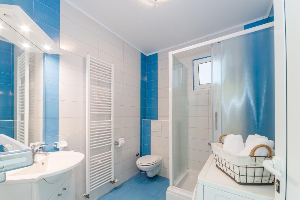 Crowonder Sun&Fun Holiday House With Large Swimming Pool, Playroom And Garden Bibinje Ngoại thất bức ảnh